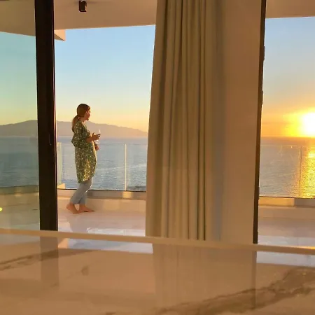 Luxury Panoramic Sea View Apartment - Swimming Pool - Green Hill Residence * סרנדה
